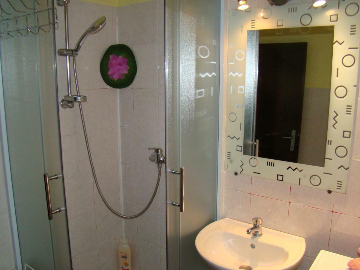 Adriana Apartman *